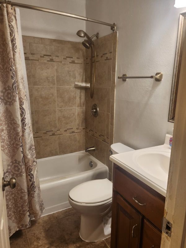 Building Photo - 4156 Palmdale Dr