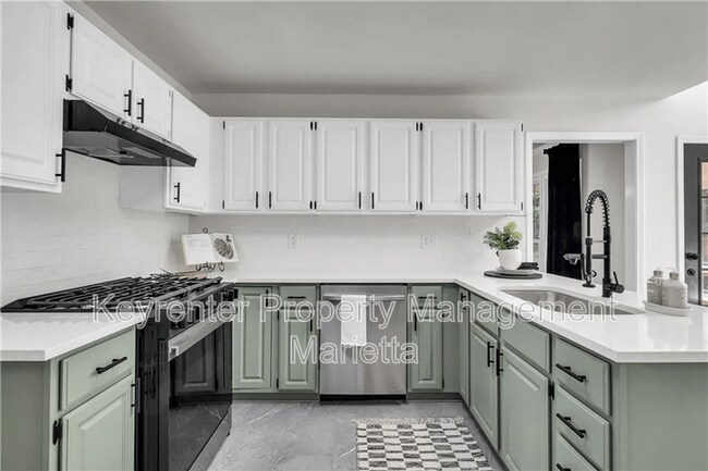 Building Photo - 991 Gentry Ln