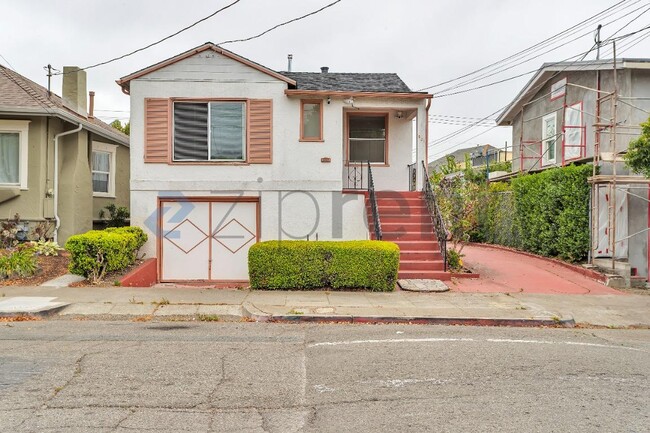 Building Photo - 881 46th St