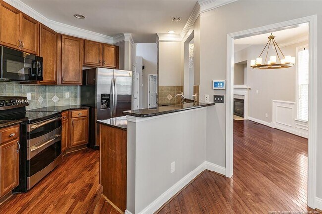 Building Photo - 136 Cottswold Ln