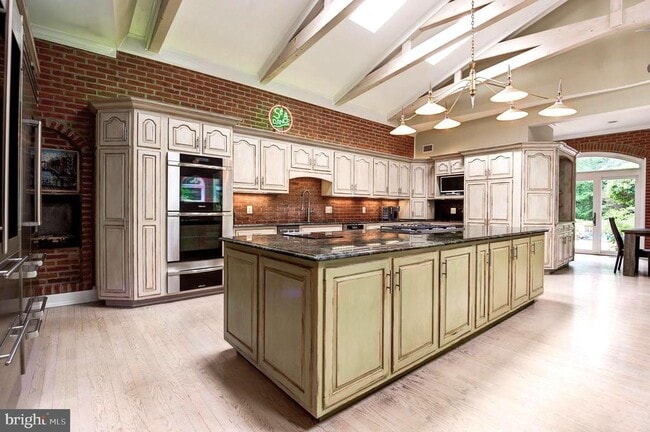 Building Photo - 11501 Skipwith Ln