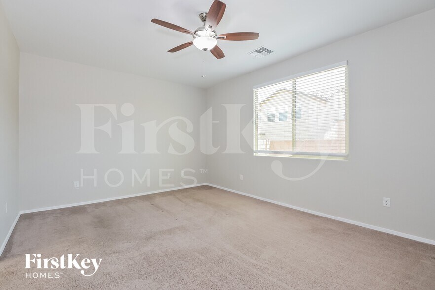 Building Photo - 10704 E Sanctuary Ridge Ln