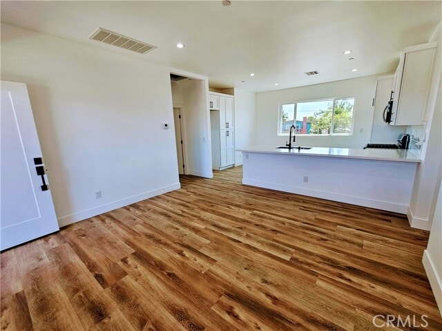Building Photo - 5016 N Bentree Cir