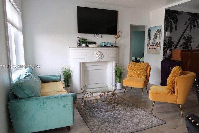 Building Photo - 1336 NW 38th St