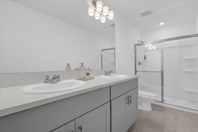 Building Photo - 3221 Skyline Lp