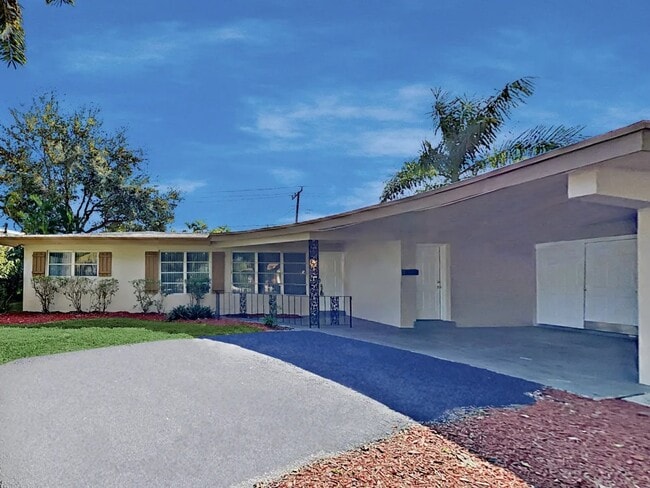 Primary Photo - 2242 NE 62nd St