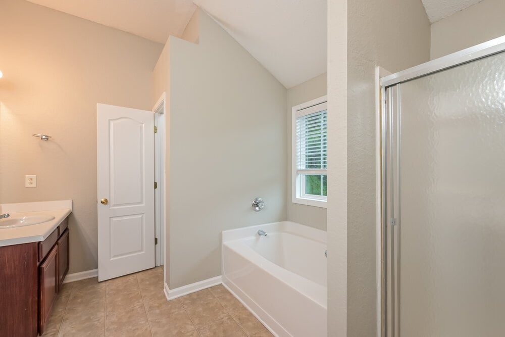 Building Photo - 3363 Newtons Crest Cir