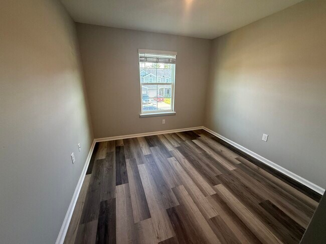 Building Photo - 128 Great Star Ct
