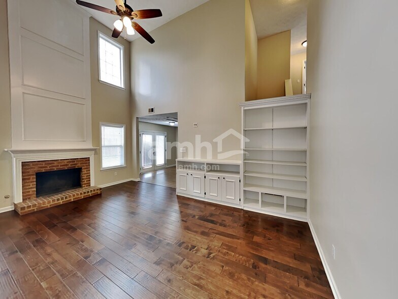 Building Photo - 3840 Kirkwood Run