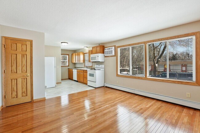 Building Photo - 27 97th Ave NW