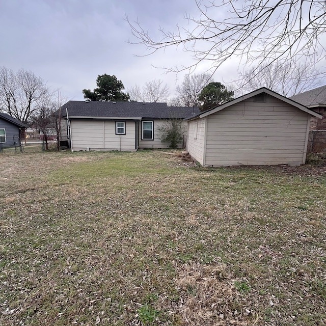 Building Photo - 9 W 42nd St