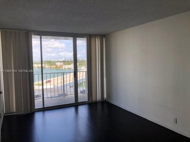 Building Photo - 7601 E Treasure Dr