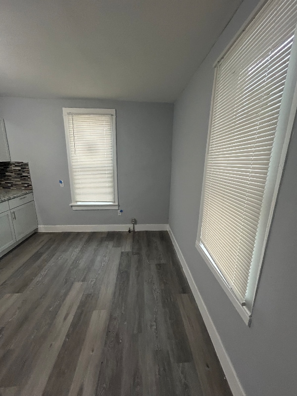 Building Photo - 1961 S Congo Ave