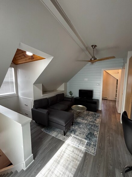 Building Photo - 7416 68th St SE