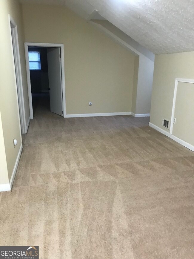 Building Photo - 218 Benton Fields