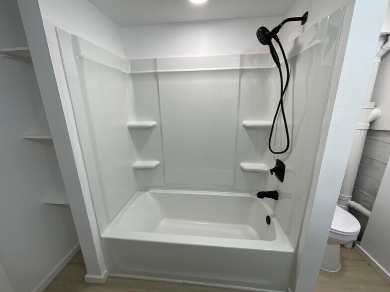 Lower unit bathroom - 1227 7th St