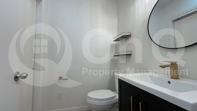 Building Photo - 3701 Leathertop Dr