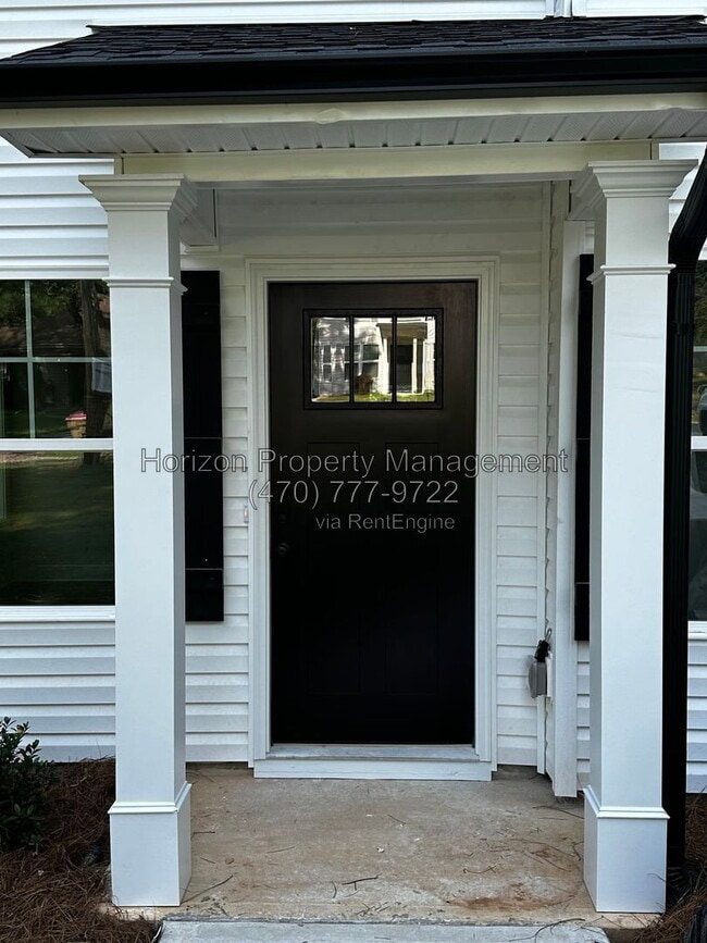 Building Photo - 2674 Fairlane Dr