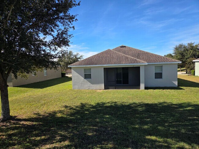 Building Photo - Pet Friendly Home in Southern Ridge