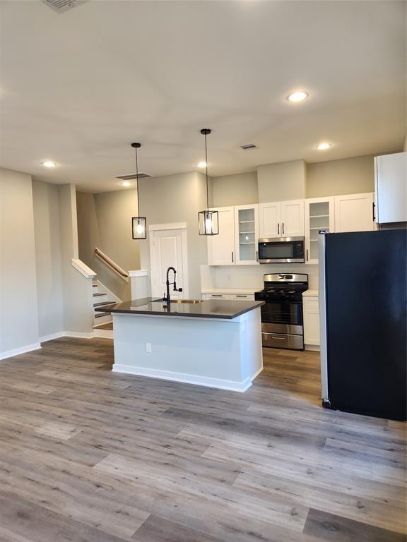 Building Photo - 6714 Parker Grove Ln
