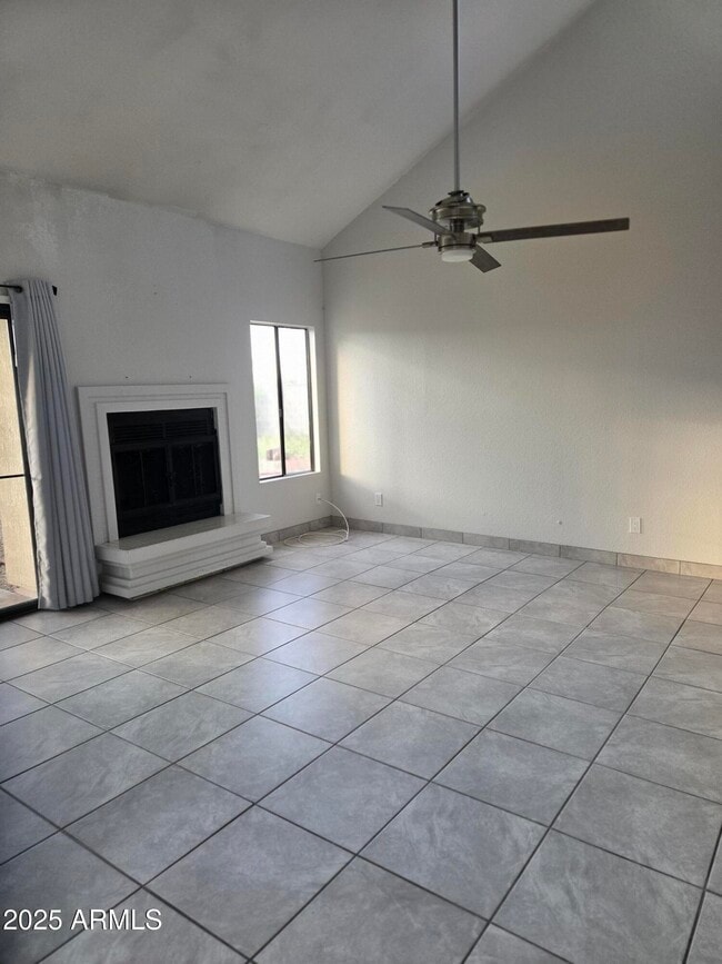 Building Photo - 3282 Ridge Crest St