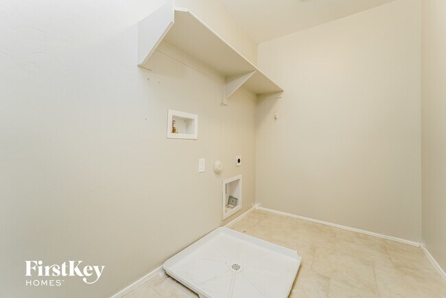 Building Photo - 12291 W Fianchetto Dr