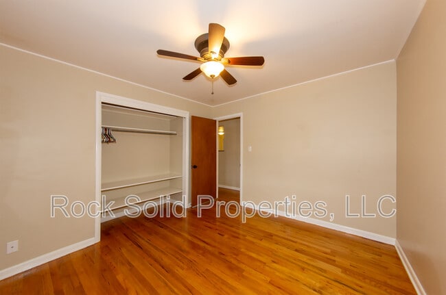 Building Photo - 1622 Oxford Dr