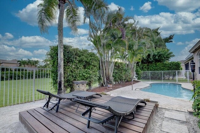 Building Photo - 18700 Ocean Mist Dr