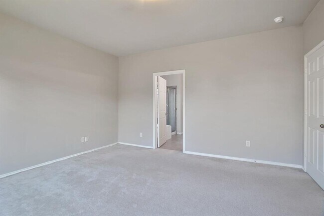 Building Photo - 22010 Shortfin Mako Ct