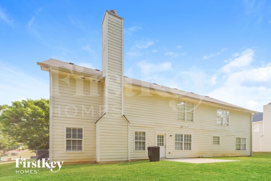 Building Photo - 6061 Fairington Farms Ln