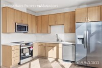 Building Photo - 3248 Clairemont Dr