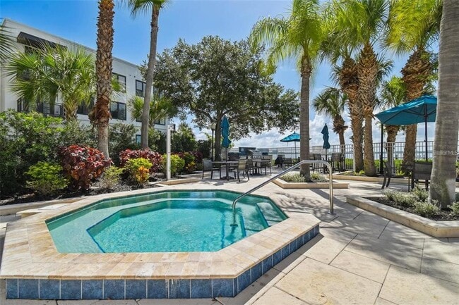 Building Photo - 4304 Bay Club Cir