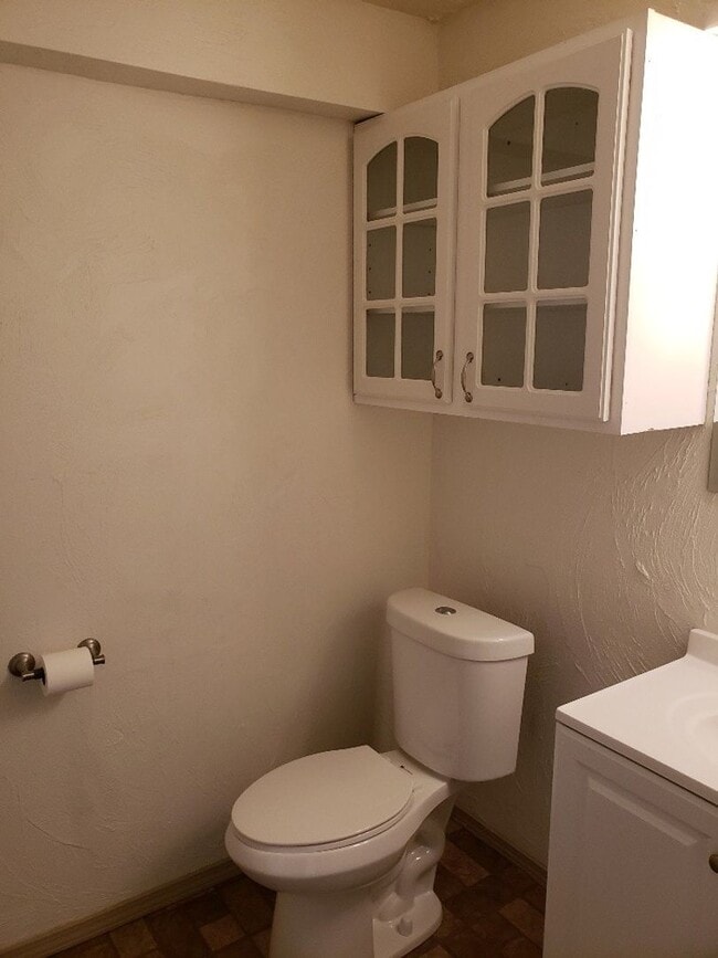 Building Photo - STATUS:-RENTED- R117G | $1695