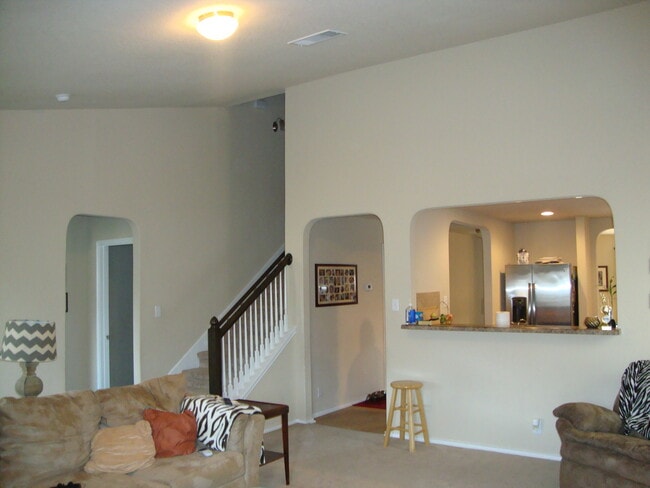 Building Photo - Solana Ridge