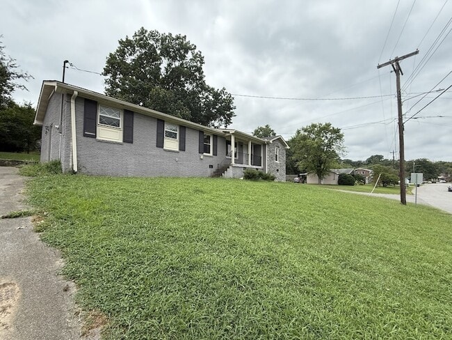 Primary Photo - 3101 Boulder Park Dr