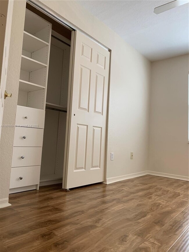 Building Photo - 4304 Diamond Row