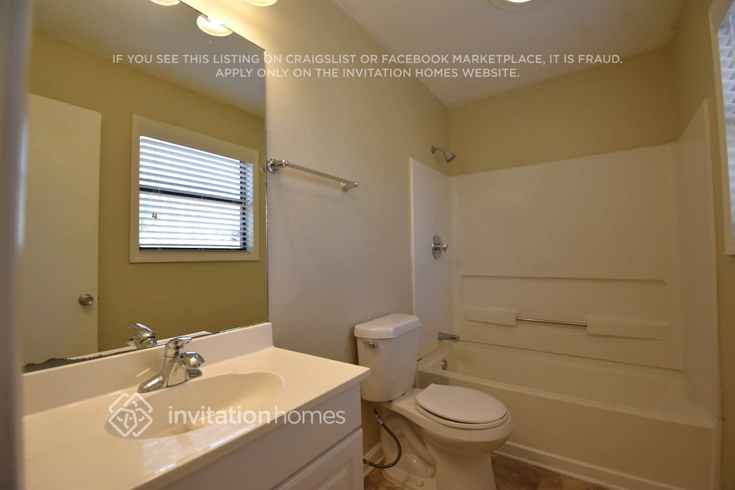 Building Photo - 2679 Forest Way NE