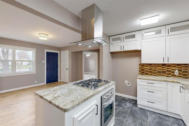 Building Photo - 1035 Blaylock Cir S