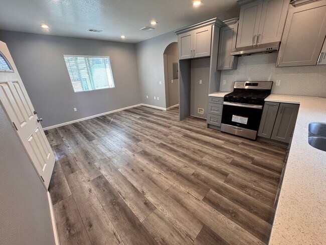 Building Photo - ADU Garden Grove