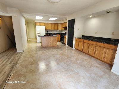 Building Photo - 1602 S Highland Ave