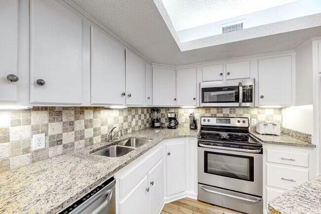 Building Photo - 25020 Perdido Beach Blvd