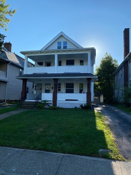 Building Photo - 2185 Edgewood Rd