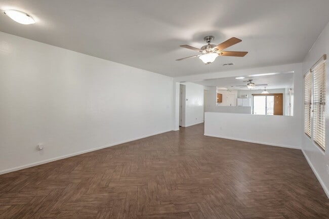 Building Photo - SPACIOUS 3 Bed 2 Bath Gilbert Home!!!