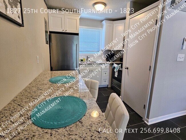 Building Photo - 1827 25th Ct S