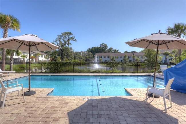 Building Photo - 1501 Reserve Ct
