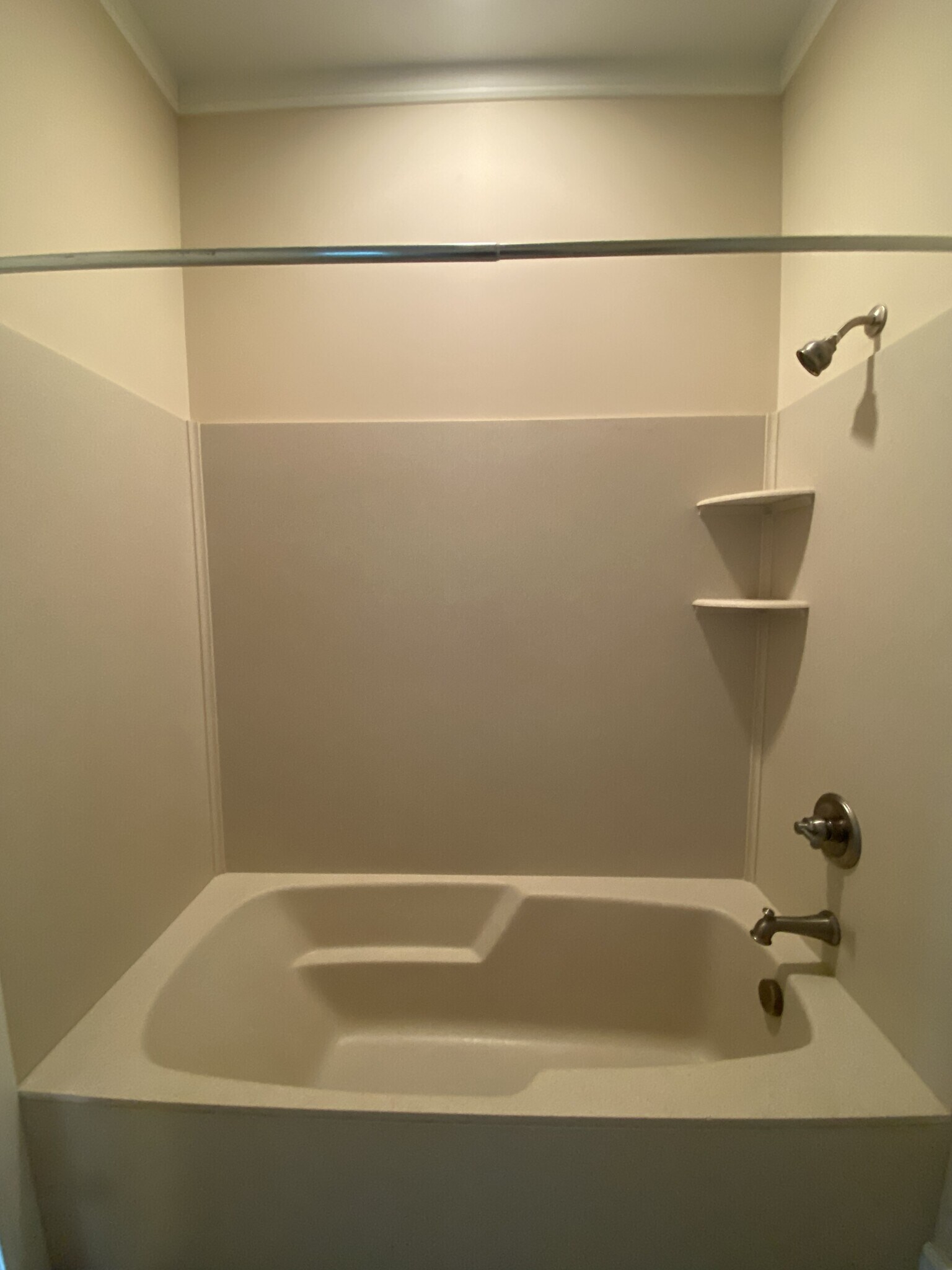 Building Photo - 1221 Bower Pky