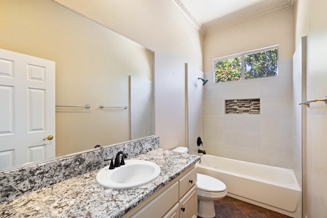 Building Photo - 74912 Saguaro Ln