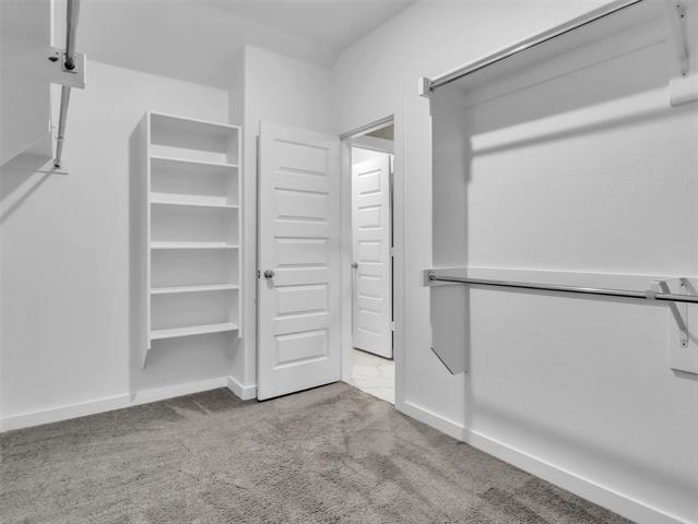 Building Photo - 2214 Spring Side Dr