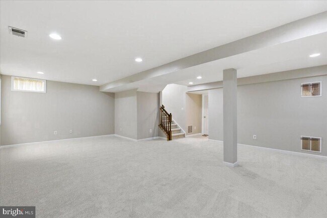 Building Photo - 17037 Loftridge Ln