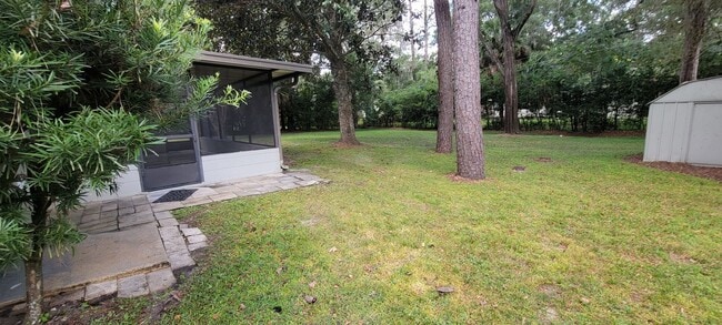 Building Photo - 2220 NW 14th Ave